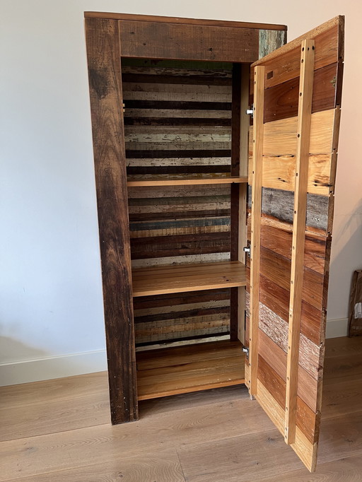 Moderne Kast Van Gerecycled Favela Hout