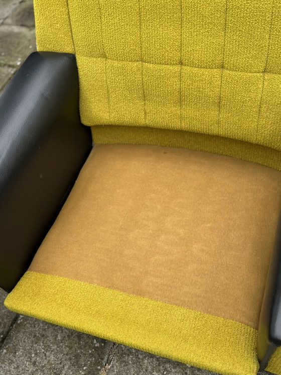 Image 1 of Paar Mcm loungestoelen uit het ruimtetijdperk