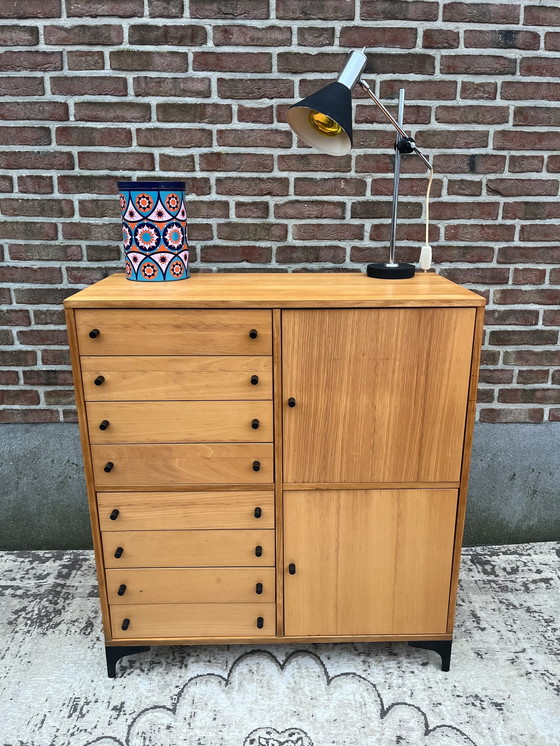 Image 1 of Vintage Berken Highboard Met 8 Laden 