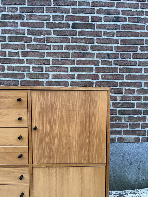 Image 1 of Vintage Berken Highboard Met 8 Laden 