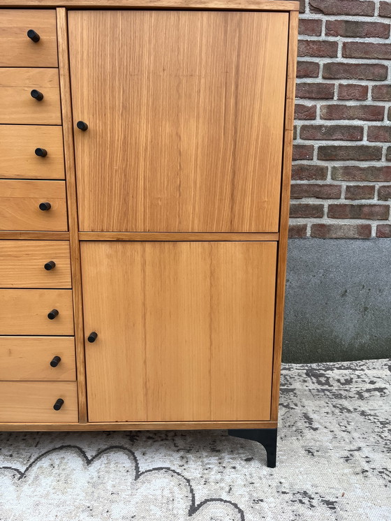 Image 1 of Vintage Berken Highboard Met 8 Laden 