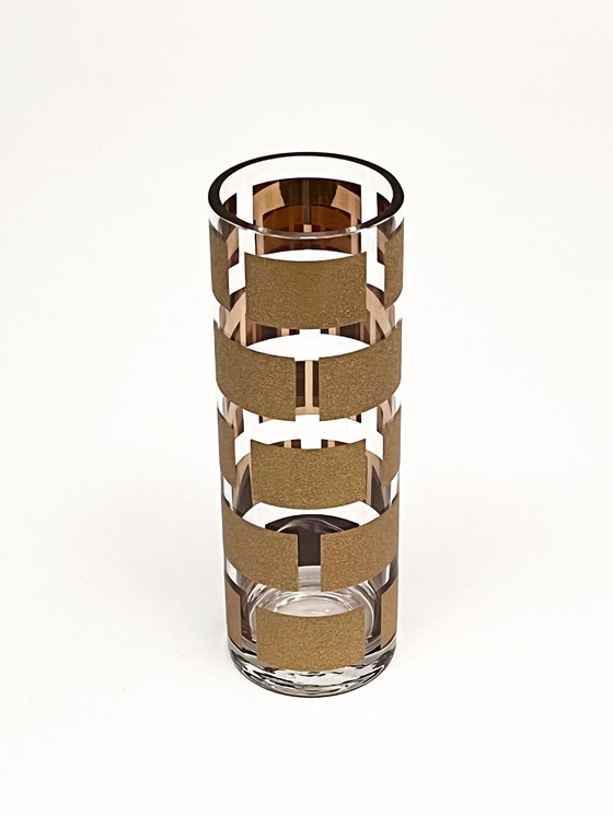 Image 1 of "Lara Oro" Vaas Ontwerp Defne Koz Voor Hvc Egizia Door Sottsass Associati