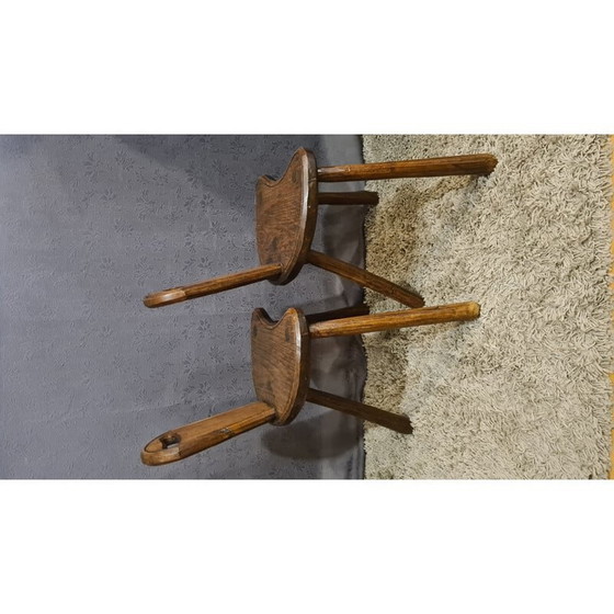 Image 1 of Paar brutalistische vintage driepootstoelen in massief eikenhout