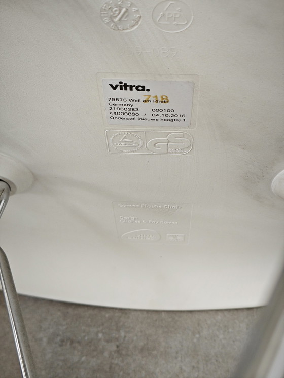 Image 1 of 6X Vitra Eames DSR