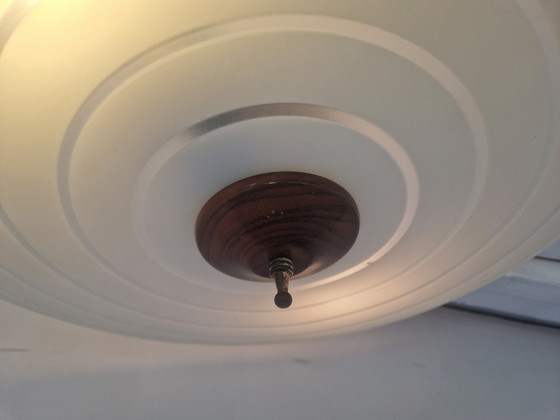 Image 1 of Vintage Teak En Glas Schaal Lamp