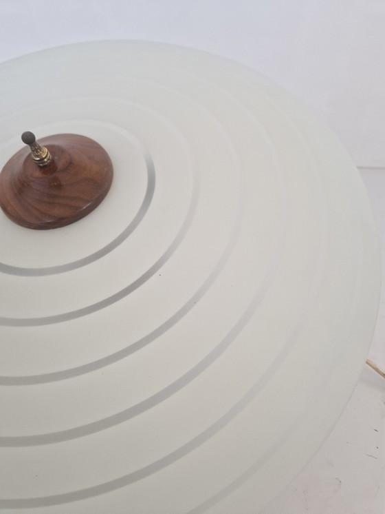 Image 1 of Vintage Teak En Glas Schaal Lamp