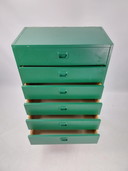 Midcentury moderne Zweedse ladekast. In het groen.