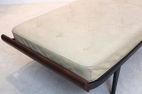 Image 1 of Cleopatra Daybed van Cordemeijer voor Auping met origineel lederen matras