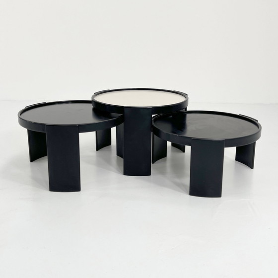 Image 1 of Set van 3 grote omkeerbare tafeltjes van Gianfranco Frattini voor Cassina, 60S