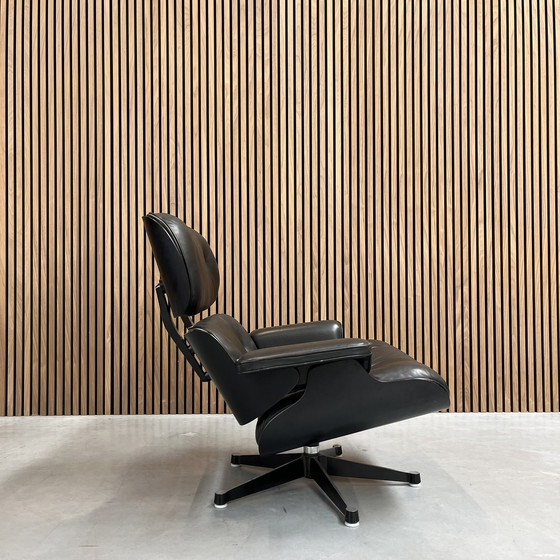 Image 1 of Herman Miller Eames Lounge Chair