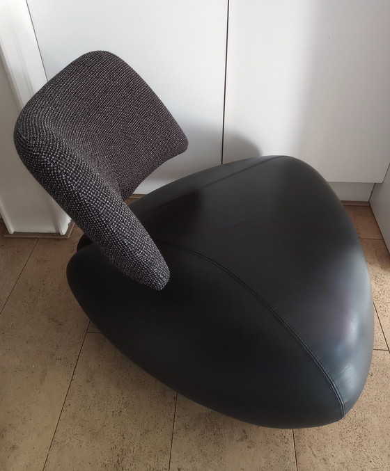 Image 1 of Leolux Pallone zwarte fauteuil