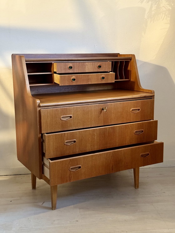 Image 1 of Vintage Deens bureau secretaire