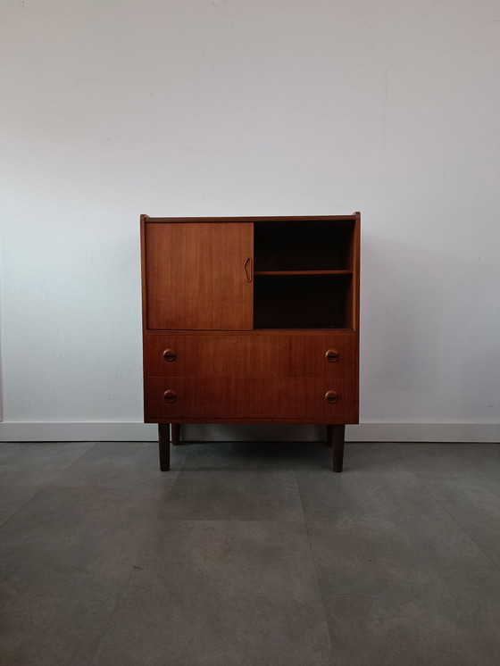 Image 1 of Vintage Deense Wandkast/Highboard In Teak