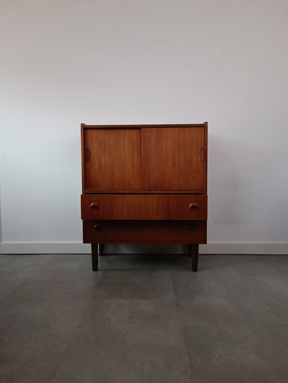 Image 1 of Vintage Deense Wandkast/Highboard In Teak