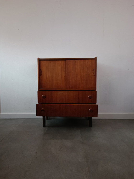 Image 1 of Vintage Deense Wandkast/Highboard In Teak