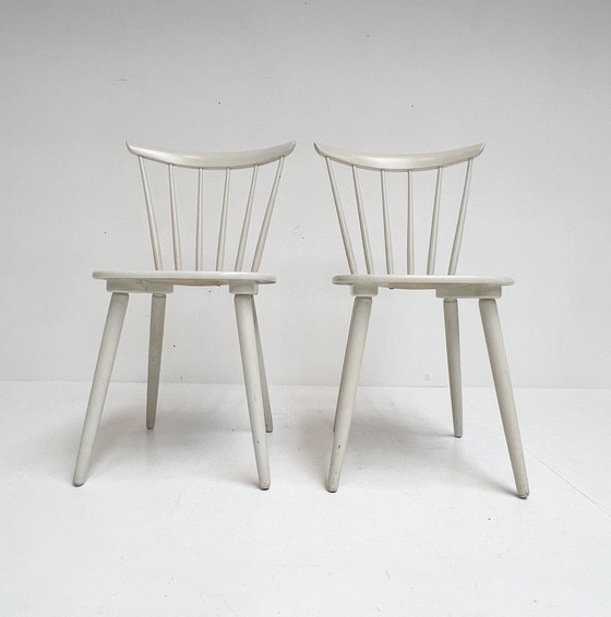 Image 1 of Set Witte Vintage Spijltjesstoelen, 1970’S