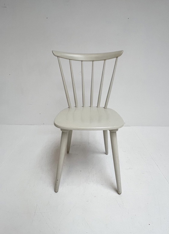 Image 1 of Set Witte Vintage Spijltjesstoelen, 1970’S