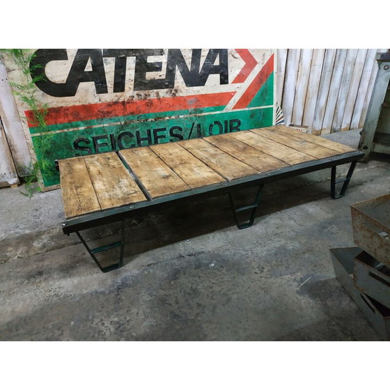 Image 1 of Vintage sncf salontafel in gelakt hout en metaal