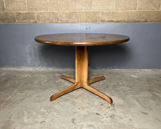 Image 1 of Ronde Vintage Tafel Massief Eiken Seventies