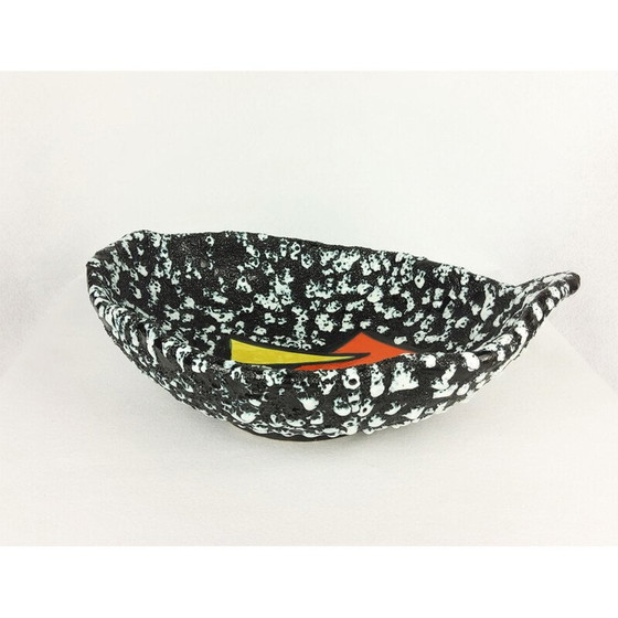 Image 1 of Vintage zwart-witte keramieken schaal van Vallauris, 1950