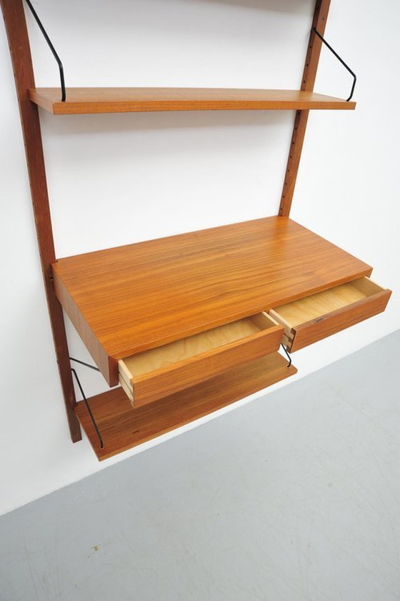 Image 1 of Royal Cado plankensysteem 08 Teak kast Poul Cadovius 1950