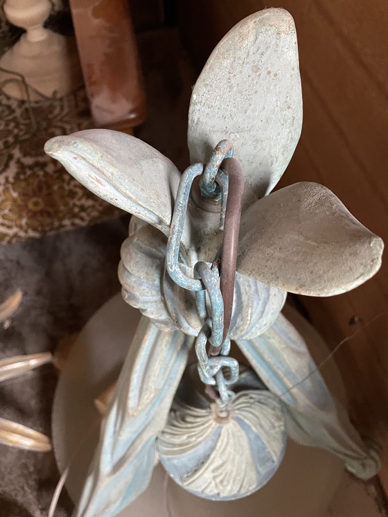 Image 1 of Italiaanse kroonluchter van houtsnijwerk en Murano-glas