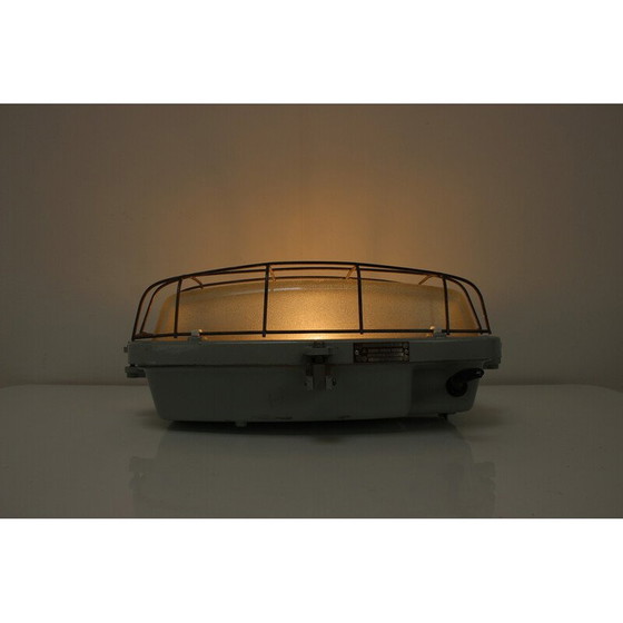 Image 1 of Vintage industriële plafondlamp type 511 32 01 in metaal en glas, Tsjechoslowakije 1990