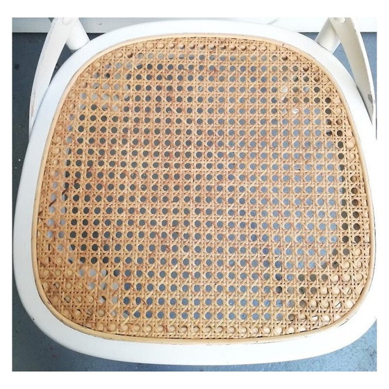 Image 1 of Vintage stoel Ton 150 van beukenhout en riet