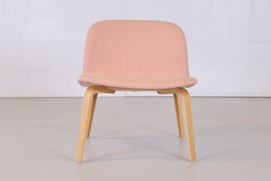 Image 1 of Muuto lounge chair pink