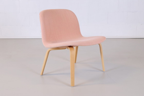 Image 1 of Muuto lounge chair pink