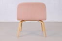 Muuto lounge chair pink