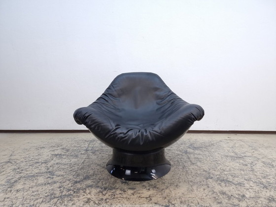 Image 1 of Mario Brunu Rodica Stoel Zeldzaamheid designer fauteuil echt leer fauteuil uniek stuk