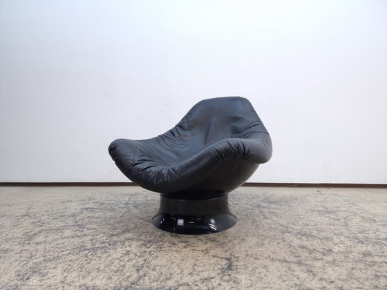 Image 1 of Mario Brunu Rodica Stoel Zeldzaamheid designer fauteuil echt leer fauteuil uniek stuk