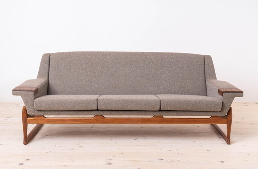 Johannes Andersen Sofa Uitstekend Voor Ab Trensums Fåtöljfabrik, Opnieuw Gestoffeerd In Kvadrat