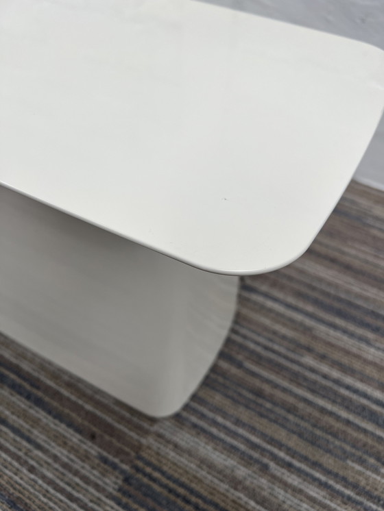 Image 1 of 1X Metal Side Tabel Vitra