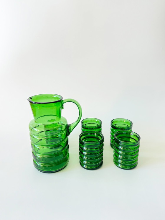 Image 1 of Vintage glazen en karaf set, 6-delig, groen drinkgerei van glas, bubbelglas