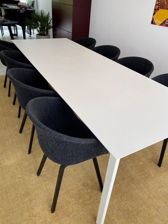 Image 1 of Zeer grote dun-k aluminium tafel Kristalia