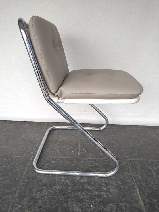 Image 1 of Vintage Design Eetkamerstoelen 4 Stuks.