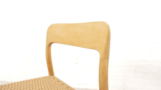 Image 1 of 3X Eetkamerstoelen | Eiken | Niels Otto Moller | Model 75