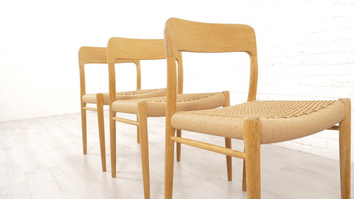 3X Eetkamerstoelen | Eiken | Niels Otto Moller | Model 75