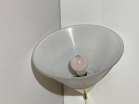 Image 1 of Messing en opaline glazen hanglamp uit het ruimte tijdperk van Limburg Glashütte