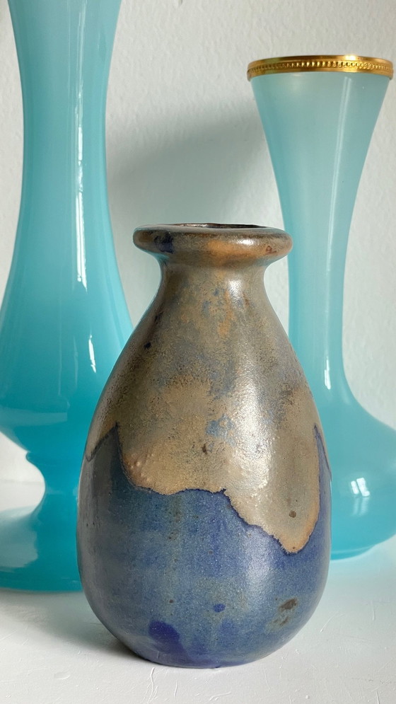 Image 1 of Vintage blauw glas en gres vazen