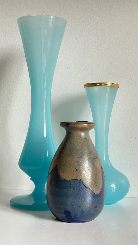 Image 1 of Vintage blauw glas en gres vazen