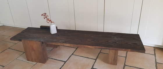 Image 1 of Primitieve Driepoot Salontafel