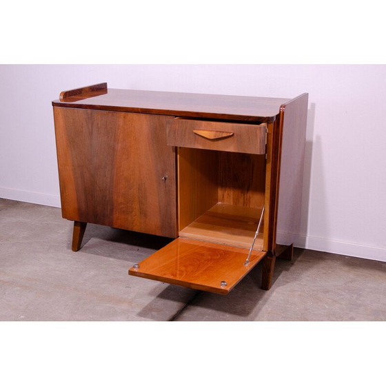 Image 1 of Vintage TV-meubel in walnootfineer en multiplex van František Jirák voor Tatra Nábytok, Tsjecho-Slowakije 1960