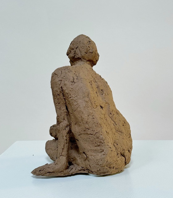 Image 1 of Terracotta sculptuur - Een naakte vrouw - Yolande Ide (1931)