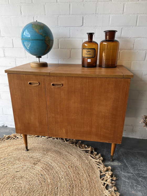 Image 1 of Vintage Dressoir