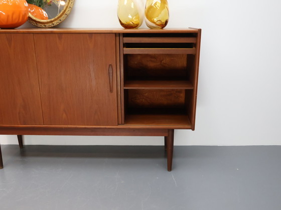 Image 1 of Vintage Deens dressoir highboard teak schuifdeuren