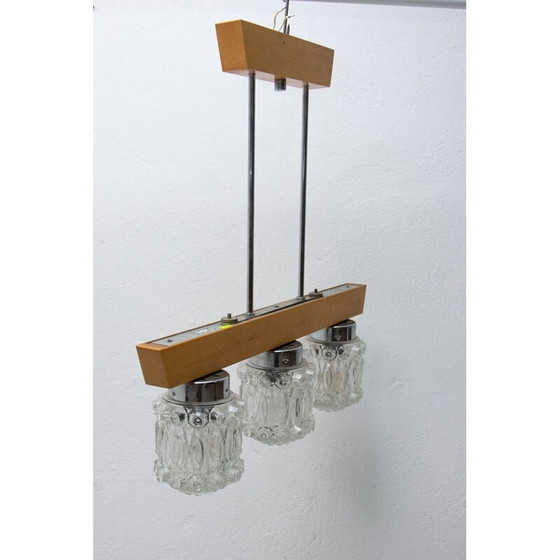 Image 1 of Vintage kroonluchter van hout en glas met oosterse cloc brutalisme, Tsjechoslowakije 1970