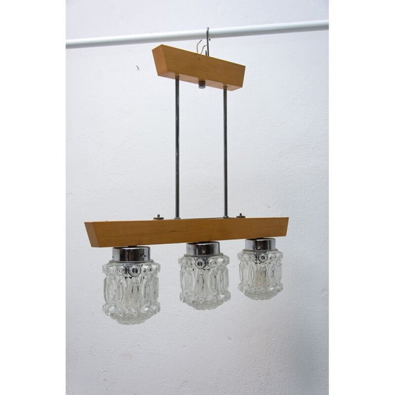 Image 1 of Vintage kroonluchter van hout en glas met oosterse cloc brutalisme, Tsjechoslowakije 1970